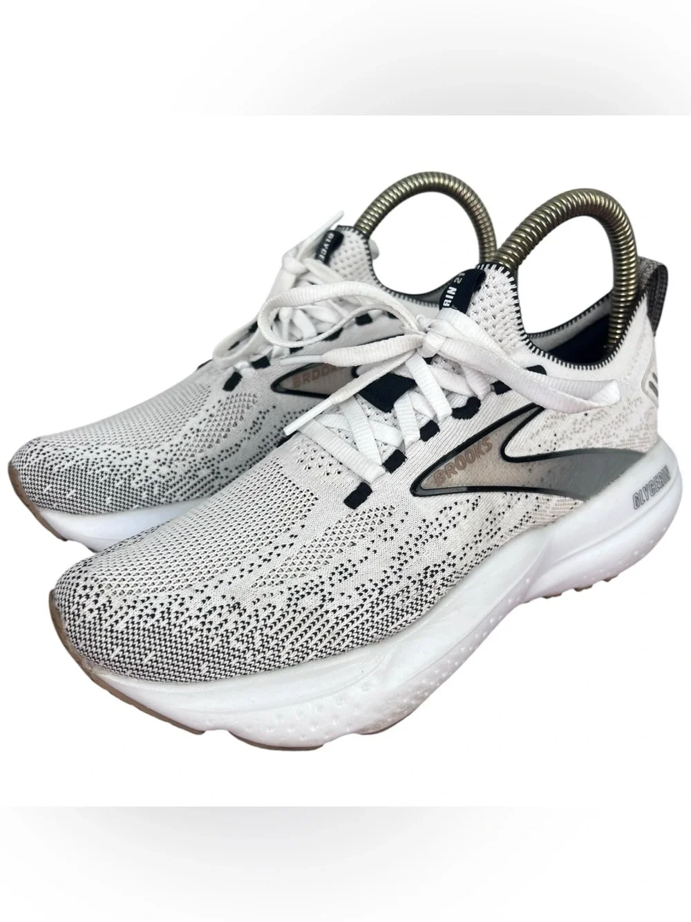 NWD Brooks Glycerin StealthFit 21 White Grey Black 1204101B135 Women’s Size 6.5